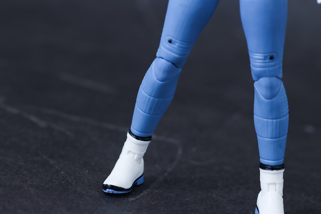 マーベルレジェンド　スー・ストーム　インビジブル・ウーマン（ファンタスティック4：ファースト・ステップ）　レビュー　本体