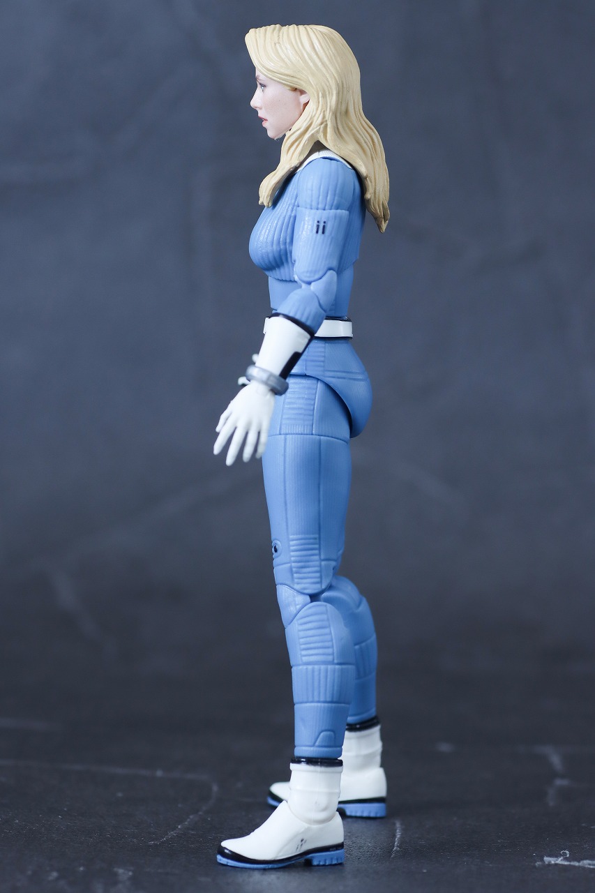 マーベルレジェンド　スー・ストーム　インビジブル・ウーマン（ファンタスティック4：ファースト・ステップ）　レビュー　本体