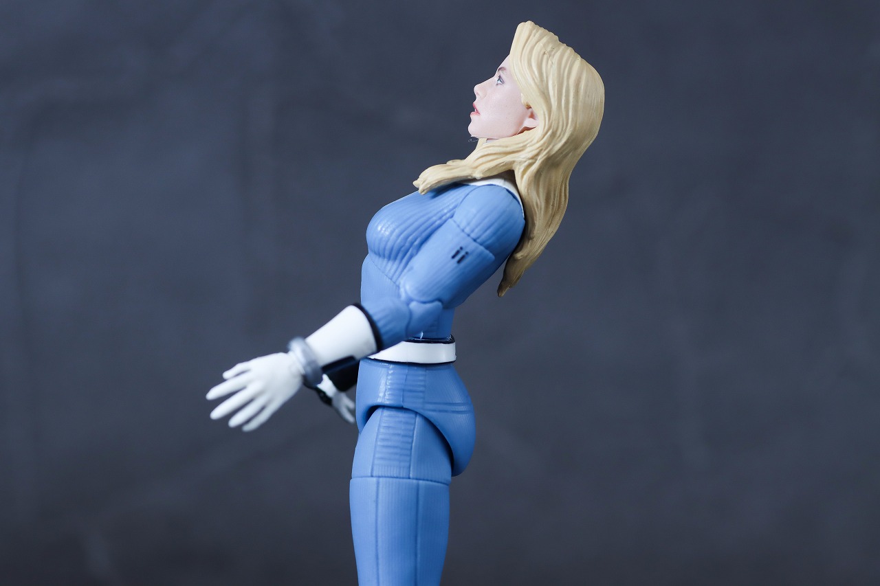 マーベルレジェンド　スー・ストーム　インビジブル・ウーマン（ファンタスティック4：ファースト・ステップ）　レビュー　可動範囲