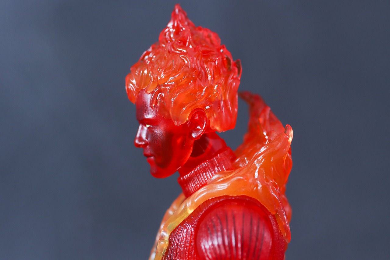 マーベルレジェンド　ヒューマン・トーチ（ファンタスティック4：ファースト・ステップ）　レビュー　本体