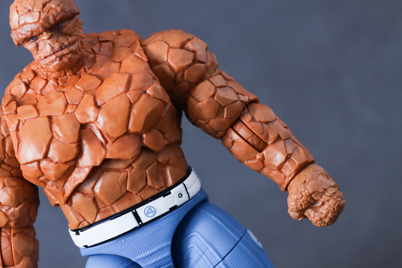 マーベルレジェンド　ベン・グリム　ザ・シング（『ファンタスティック4：ファースト・ステップ』）　レビュー　本体