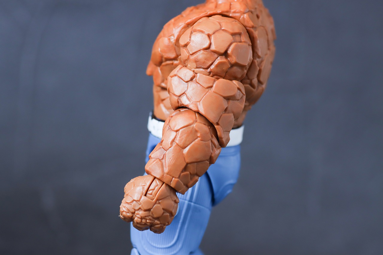 マーベルレジェンド　ベン・グリム　ザ・シング（『ファンタスティック4：ファースト・ステップ』）　レビュー　本体