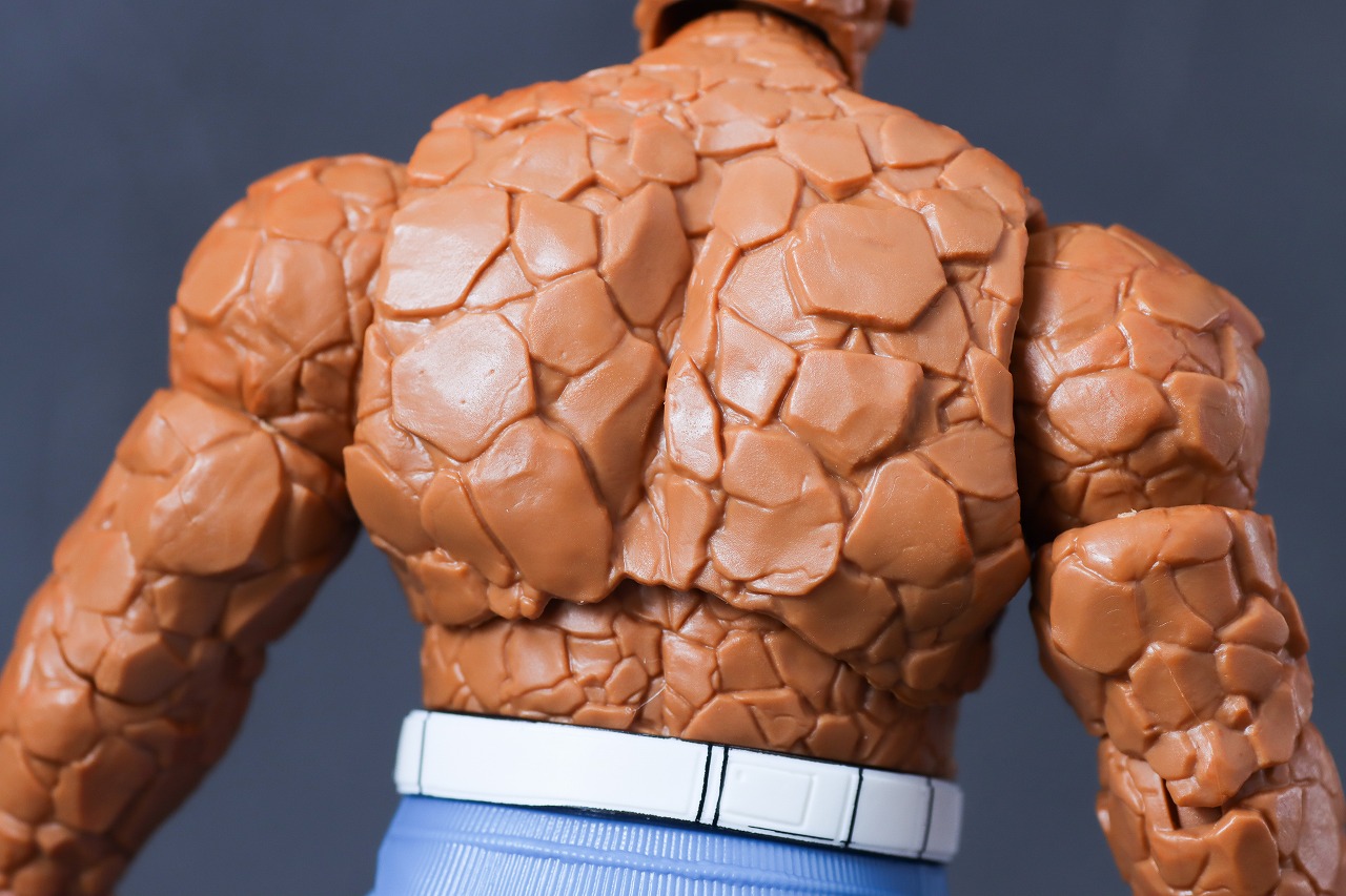 マーベルレジェンド　ベン・グリム　ザ・シング（『ファンタスティック4：ファースト・ステップ』）　レビュー　本体