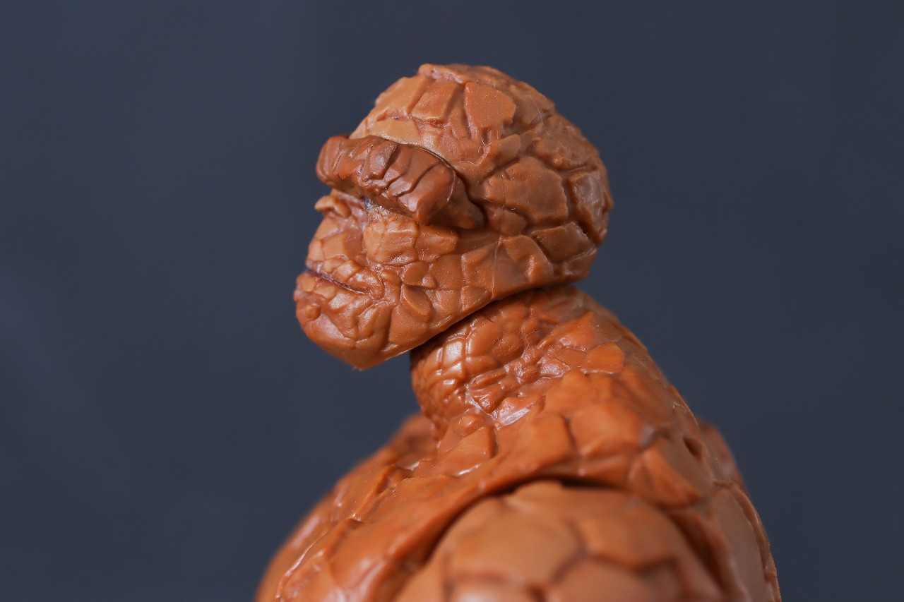 マーベルレジェンド　ベン・グリム　ザ・シング（『ファンタスティック4：ファースト・ステップ』）　レビュー　可動範囲