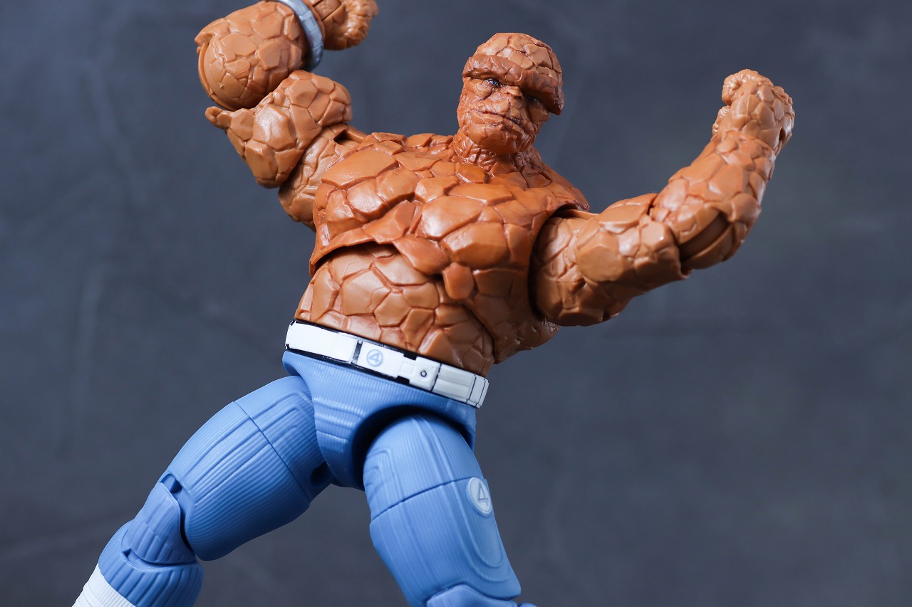 マーベルレジェンド　ベン・グリム　ザ・シング（『ファンタスティック4：ファースト・ステップ』）　レビュー　アクション