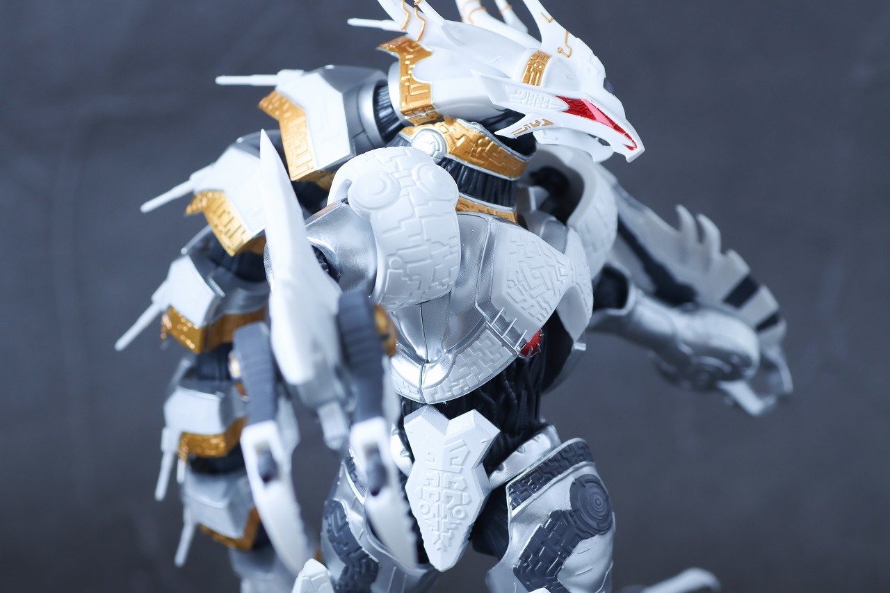 S.H.フィギュアーツ　ギャラクトロン　可動範囲