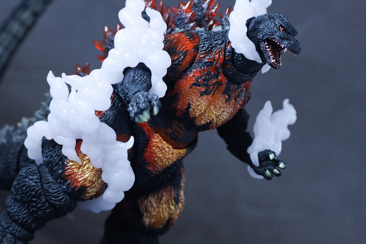S.H.モンスターアーツ　ゴジラ（1995／バーニングゴジラ） 70周年特別記念Ver.　レビュー　アクション