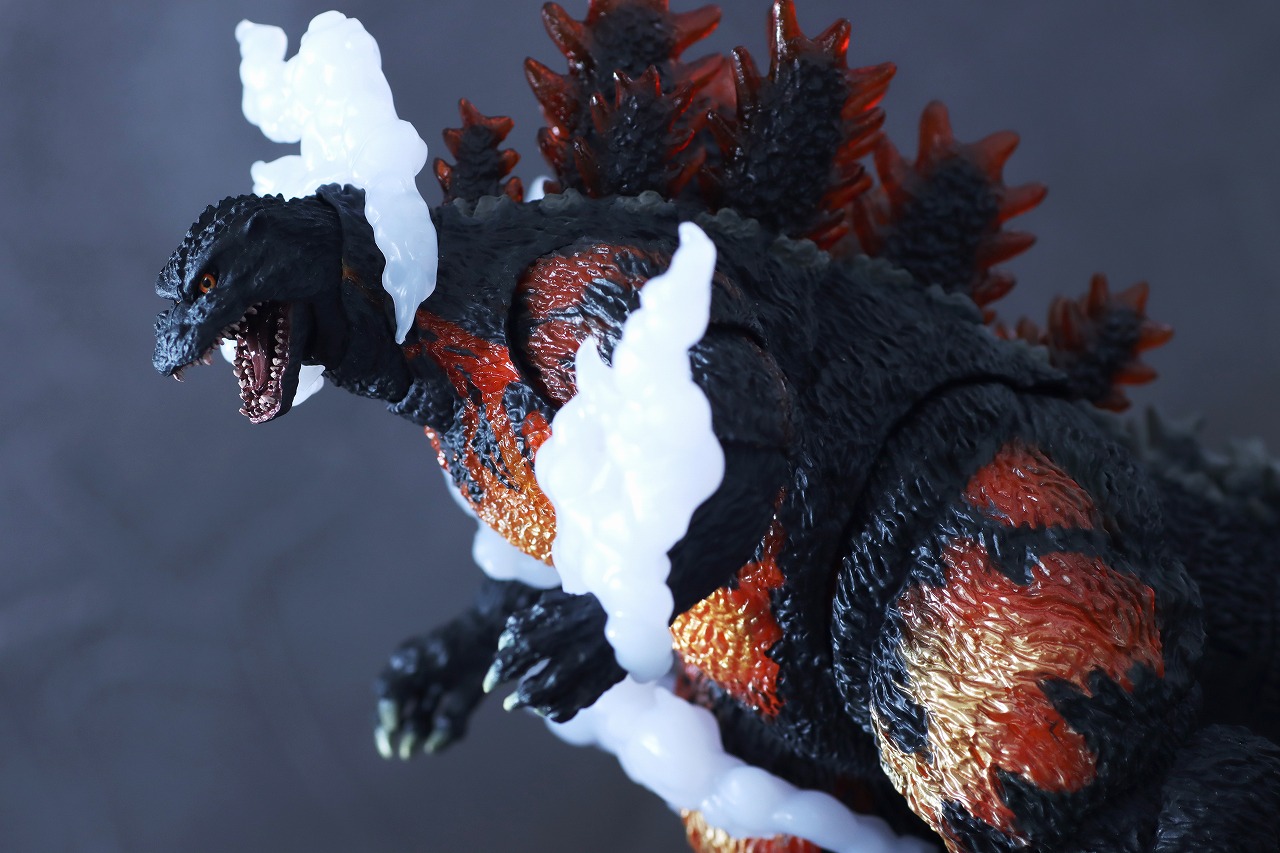 S.H.モンスターアーツ　ゴジラ（1995／バーニングゴジラ） 70周年特別記念Ver.　レビュー　アクション