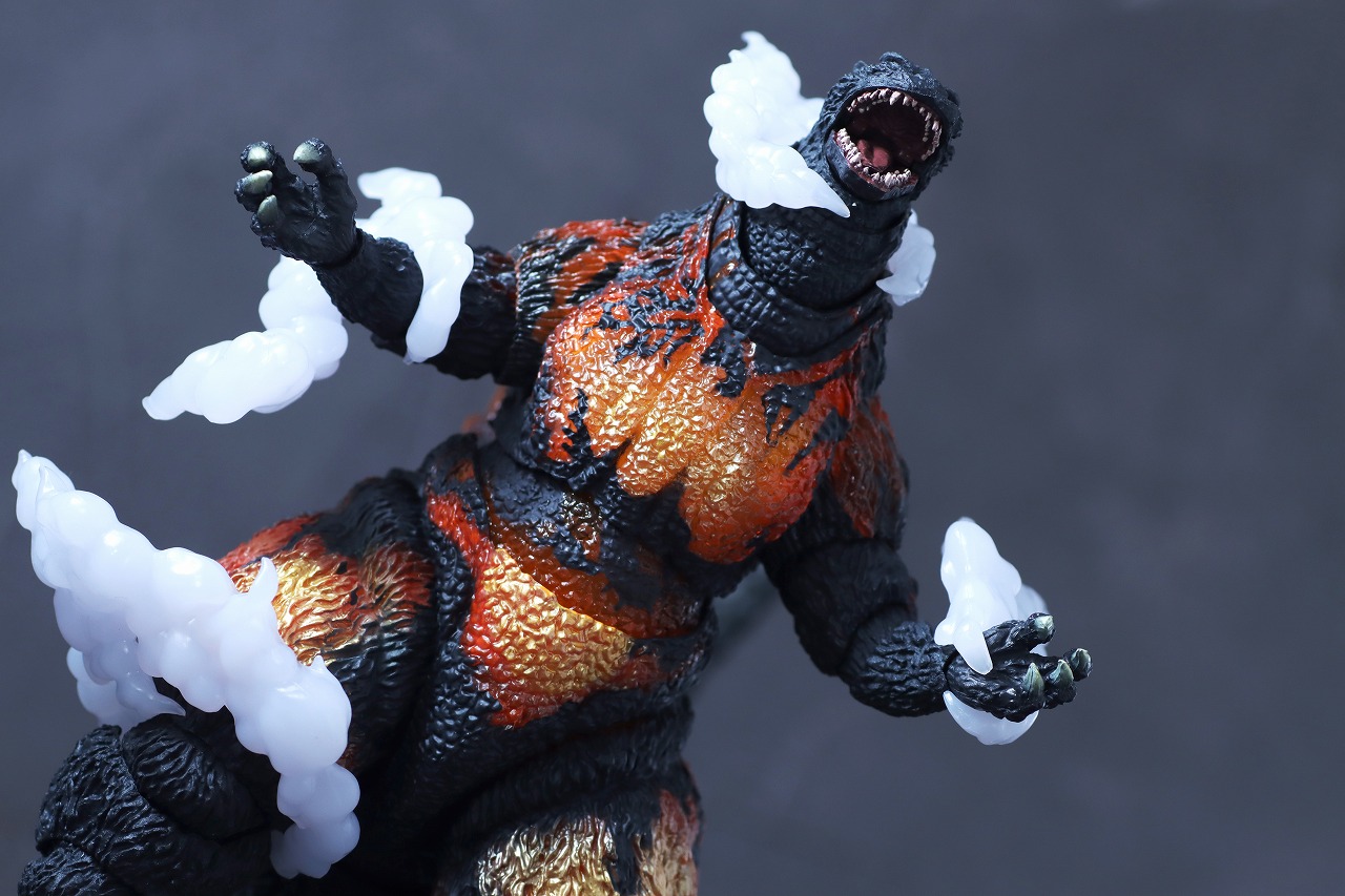 S.H.モンスターアーツ　ゴジラ（1995／バーニングゴジラ） 70周年特別記念Ver.　レビュー　アクション