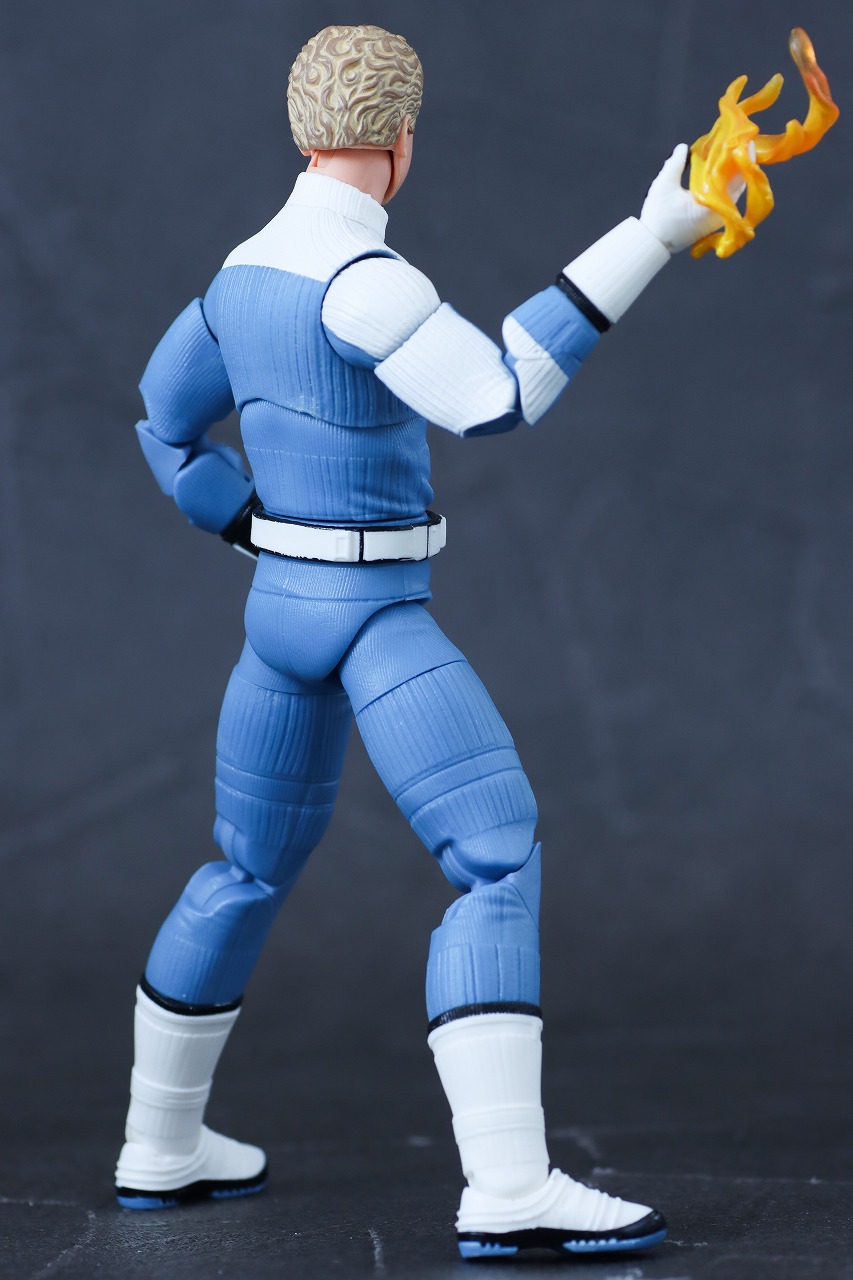 マーベルレジェンド　ジョニー・ストーム（『ファンタスティック4：ファースト・ステップ』）　レビュー　本体