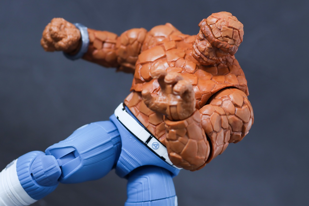 マーベルレジェンド　ベン・グリム　ザ・シング（『ファンタスティック4：ファースト・ステップ』）　レビュー　アクション