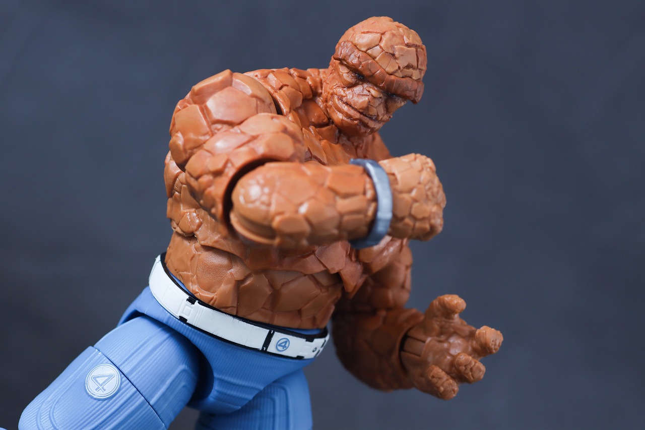 マーベルレジェンド　ベン・グリム　ザ・シング（『ファンタスティック4：ファースト・ステップ』）　レビュー　アクション