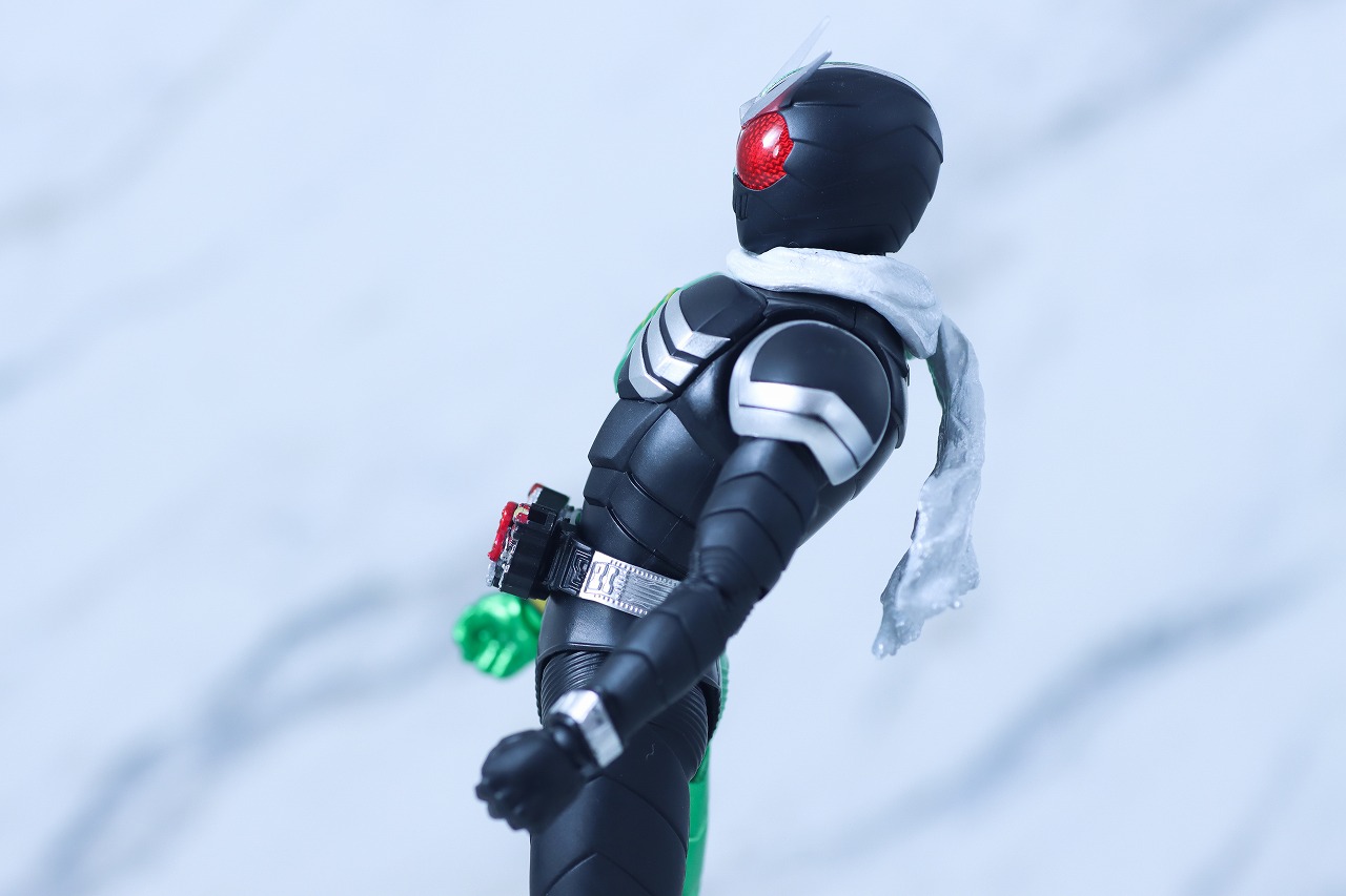 S.H.フィギュアーツ 真骨彫製法　仮面ライダーW サイクロンスカル　レビュー　可動範囲