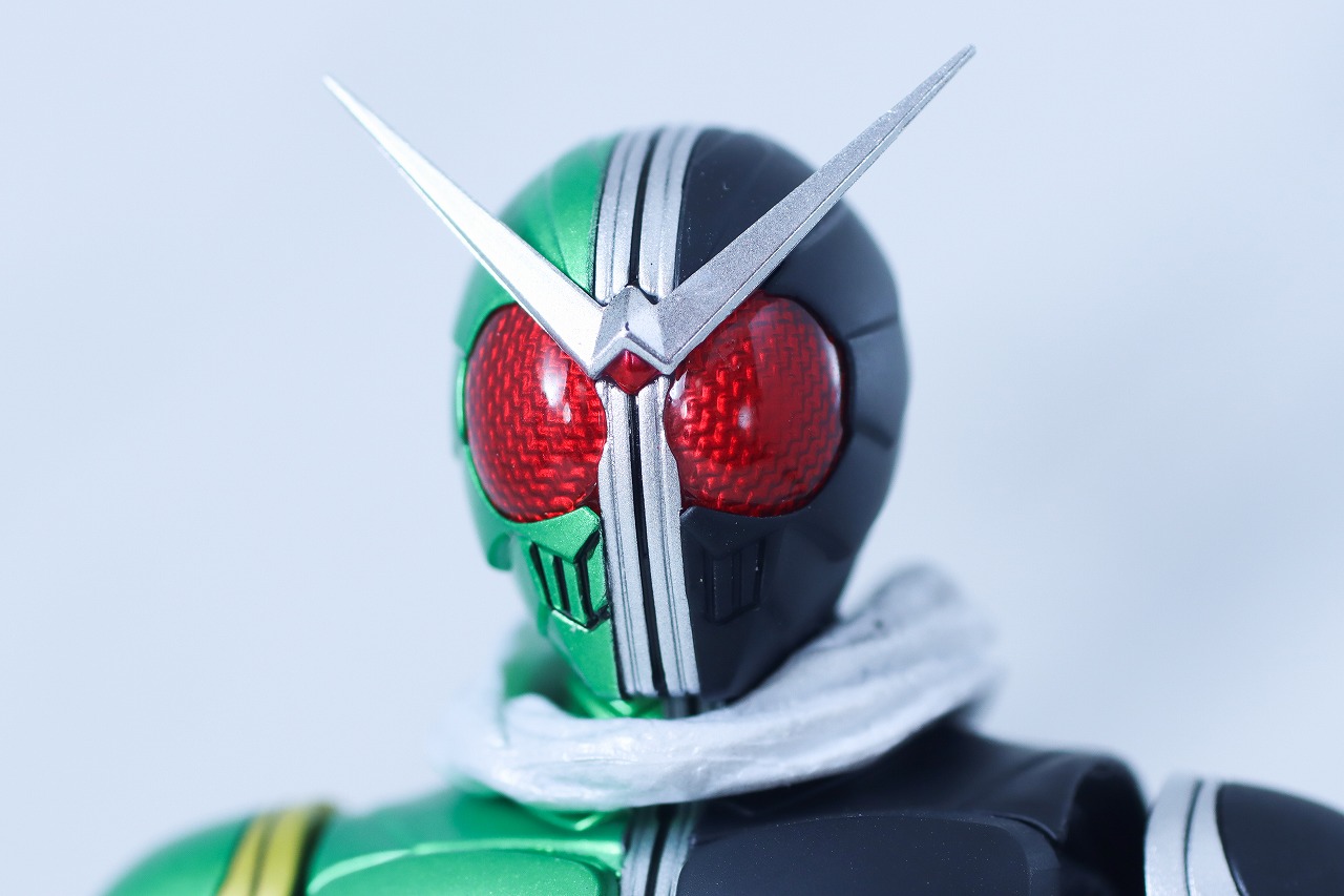 S.H.フィギュアーツ 真骨彫製法　仮面ライダーW サイクロンスカル　レビュー　本体