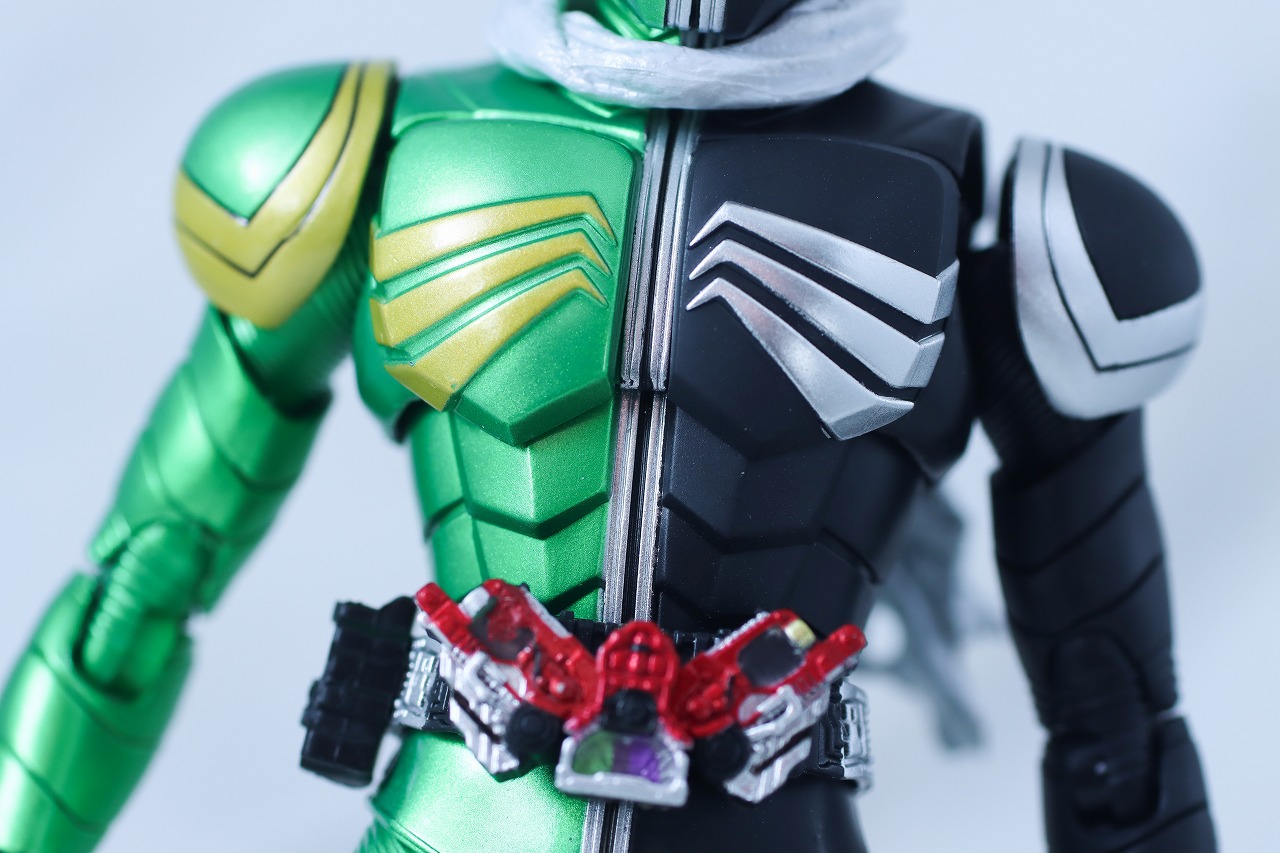 S.H.フィギュアーツ 真骨彫製法　仮面ライダーW サイクロンスカル　レビュー　本体