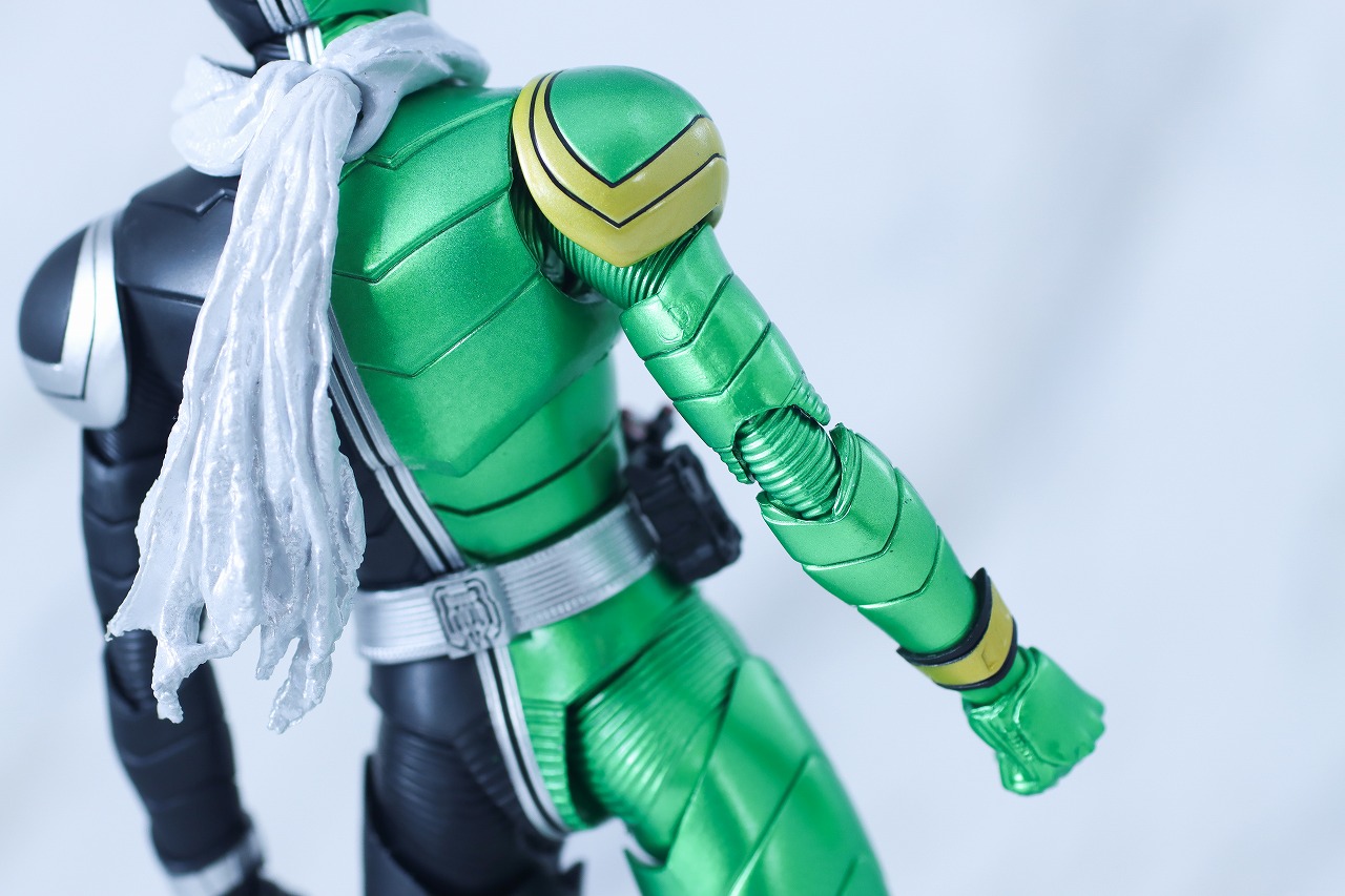 S.H.フィギュアーツ 真骨彫製法　仮面ライダーW サイクロンスカル　レビュー　本体