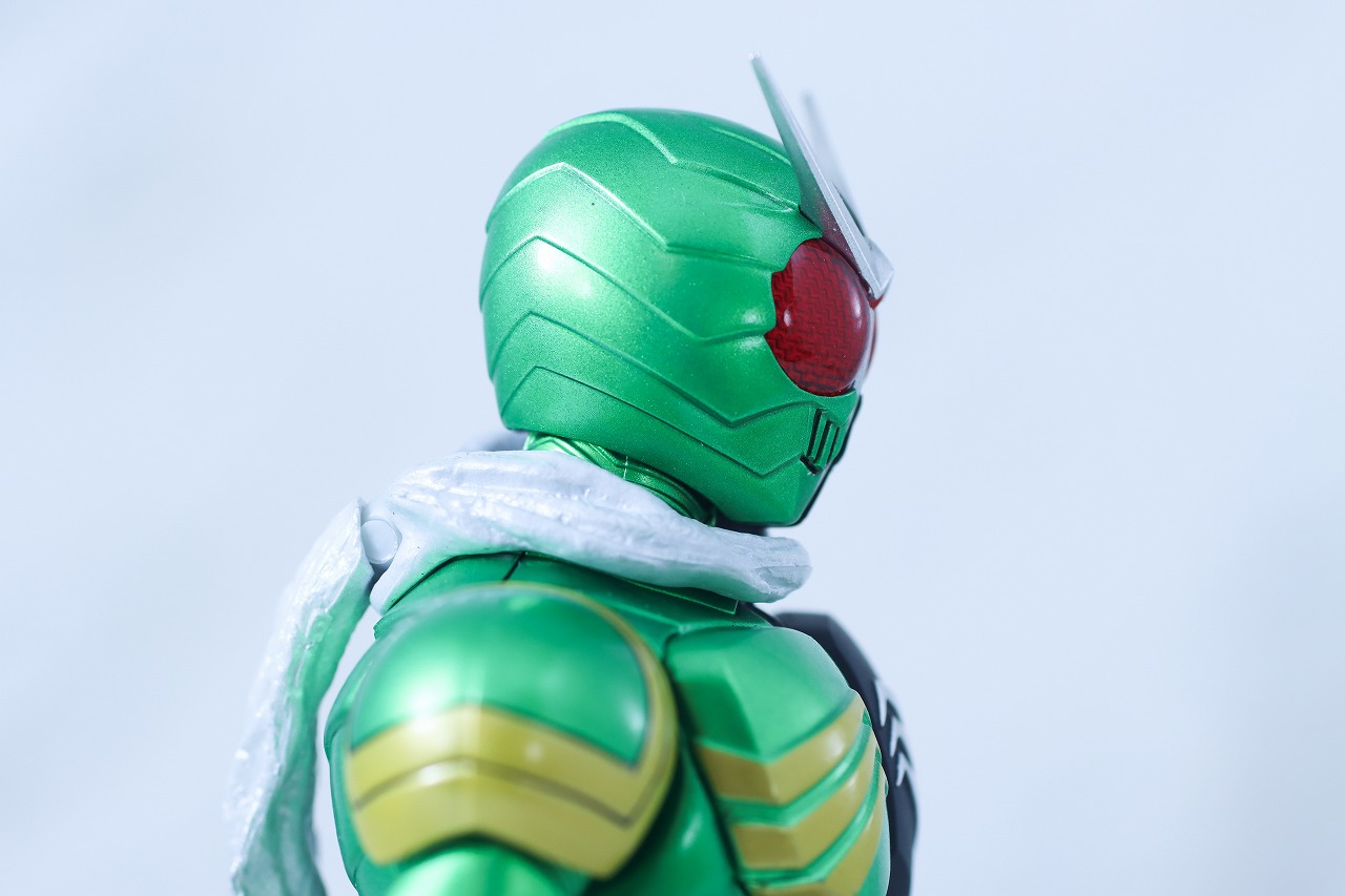 S.H.フィギュアーツ 真骨彫製法　仮面ライダーW サイクロンスカル　レビュー　本体