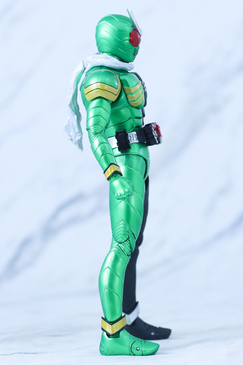 S.H.フィギュアーツ 真骨彫製法　仮面ライダーW サイクロンスカル　レビュー　本体