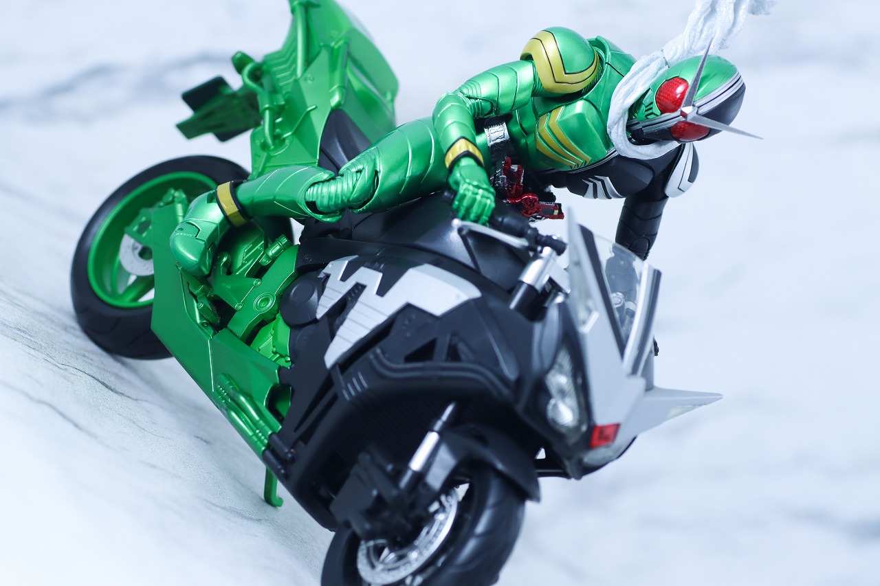 S.H.フィギュアーツ 真骨彫製法　仮面ライダーW サイクロンスカル　レビュー　アクション　ハードボイルダー