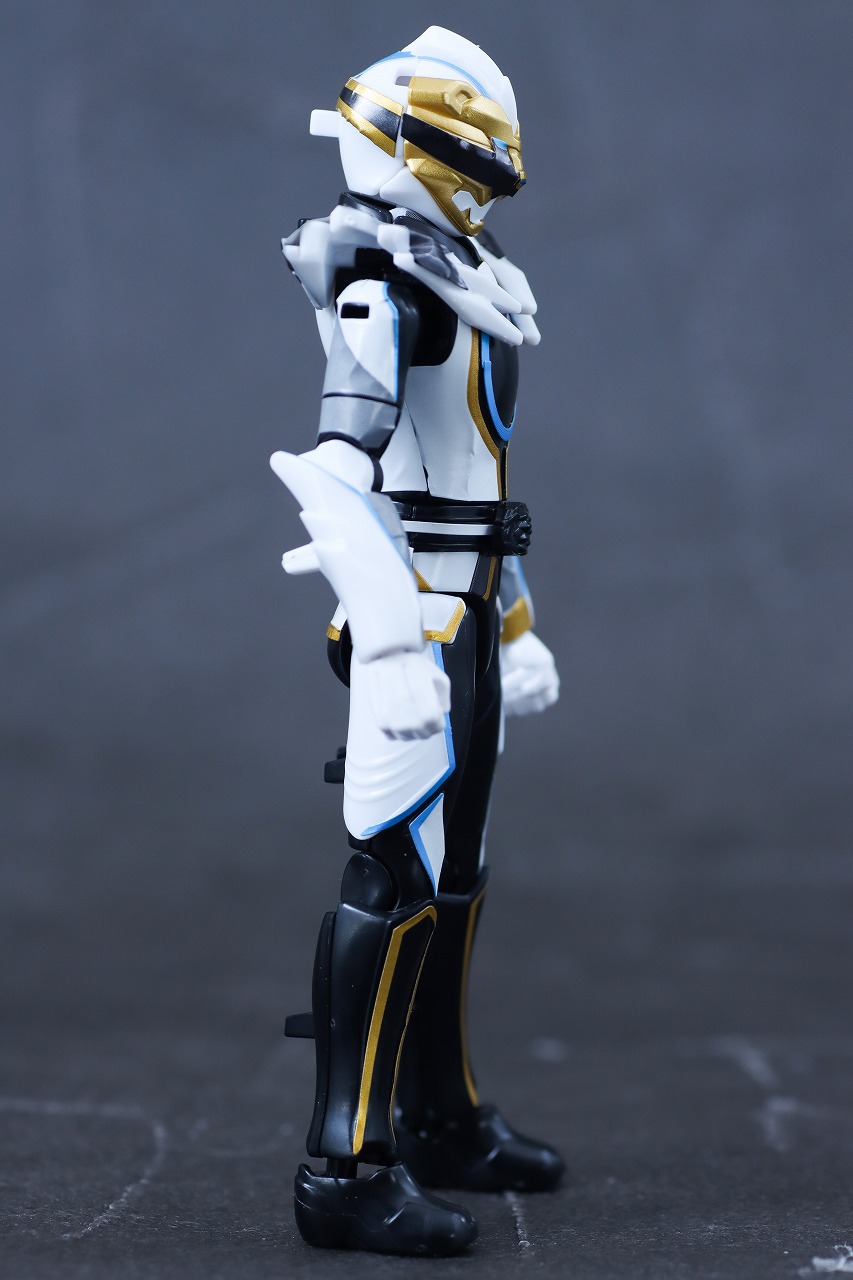 勇動　ナンバーワン戦隊ゴジュウジャー　レビュー　ゴジュウポーラー　本体