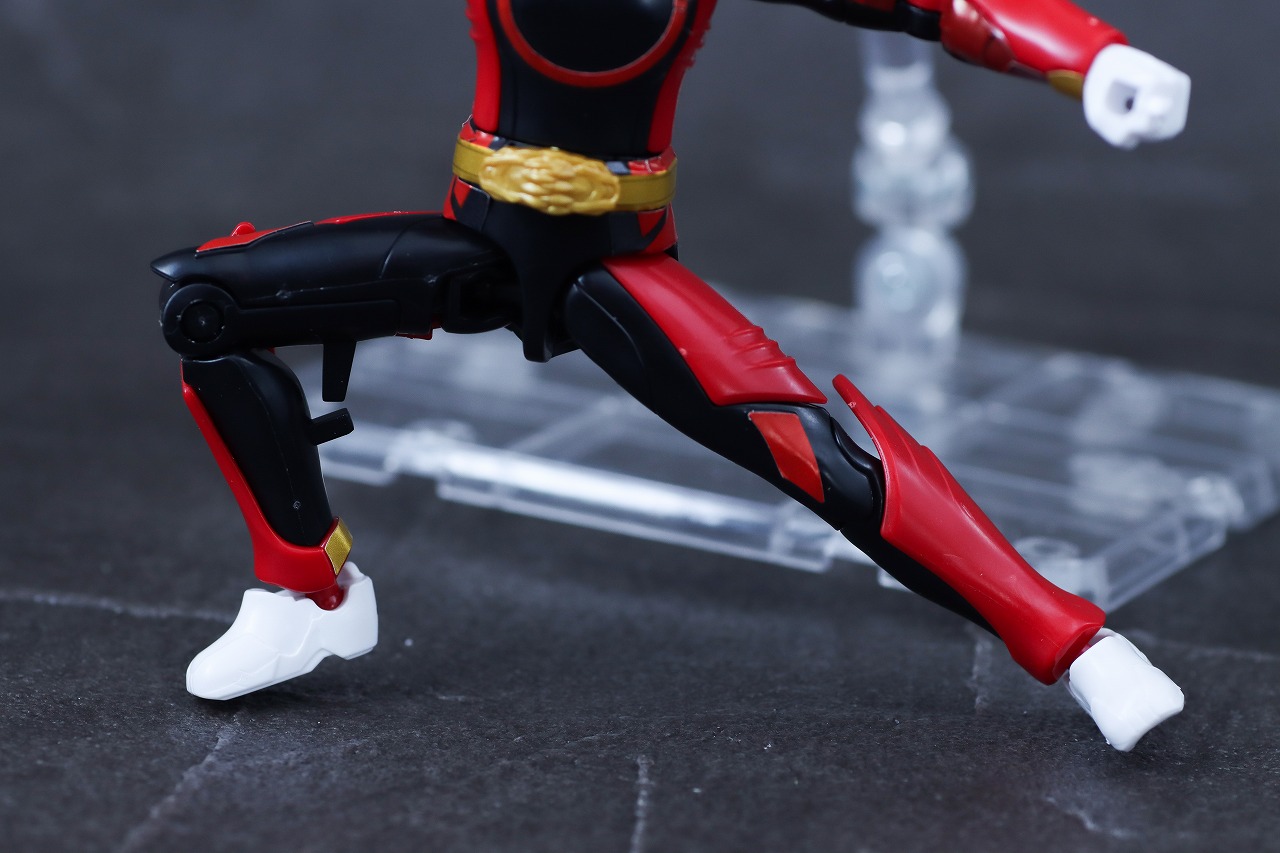 勇動　ナンバーワン戦隊ゴジュウジャー　レビュー　ゴジュウウルフ　可動範囲