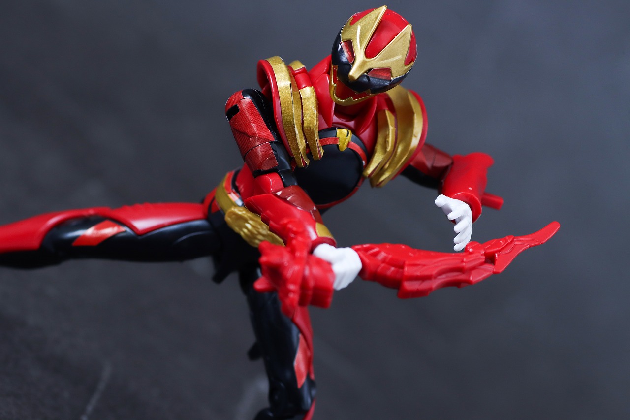 勇動　ナンバーワン戦隊ゴジュウジャー　レビュー　ゴジュウウルフ　アクション