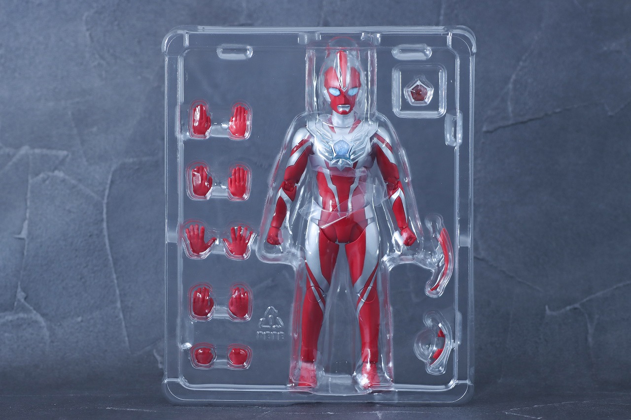 S.H.フィギュアーツ　ウルトラマンオメガ　レビュー　パッケージ