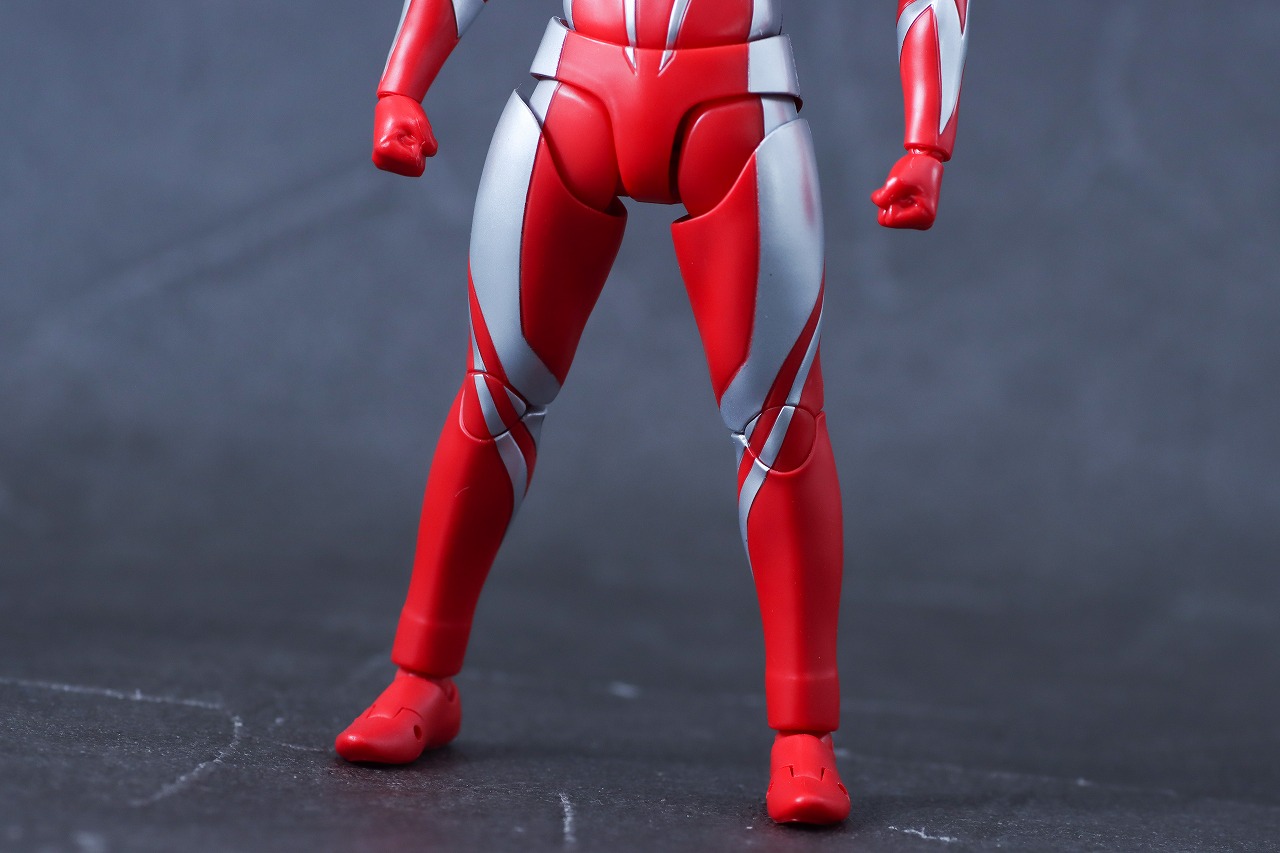 S.H.フィギュアーツ　ウルトラマンオメガ　レビュー　本体