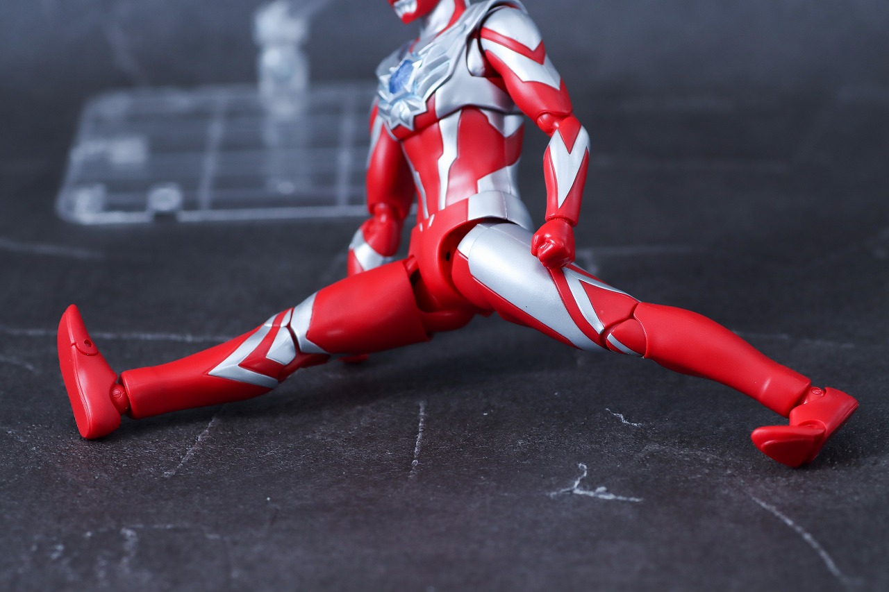 S.H.フィギュアーツ　ウルトラマンオメガ　レビュー　可動範囲