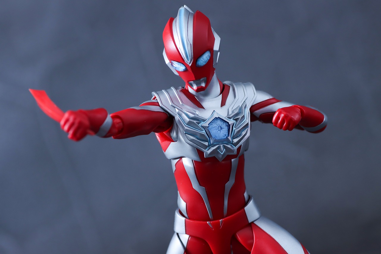 S.H.フィギュアーツ　ウルトラマンオメガ　レビュー　アクション