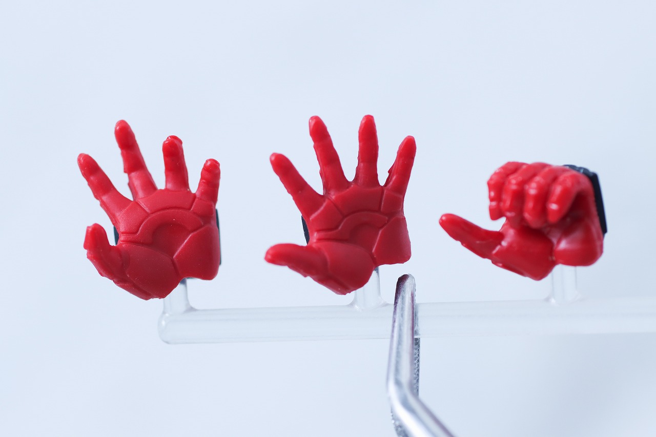 S.H.フィギュアーツ 真骨彫製法　仮面ライダー龍騎　レビュー　付属品　手首