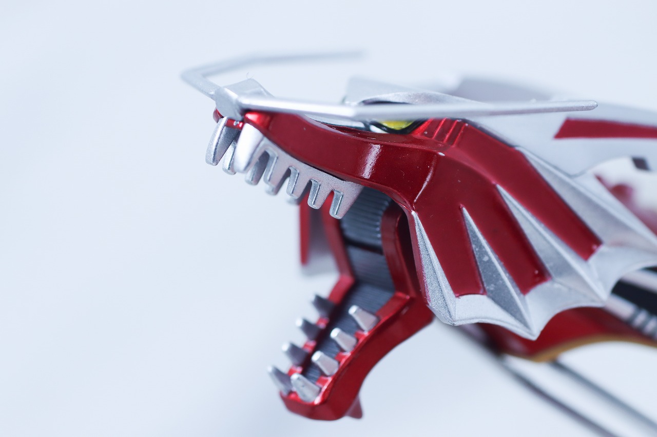 S.H.フィギュアーツ 真骨彫製法　仮面ライダー龍騎　レビュー　付属品　ドラグクロー