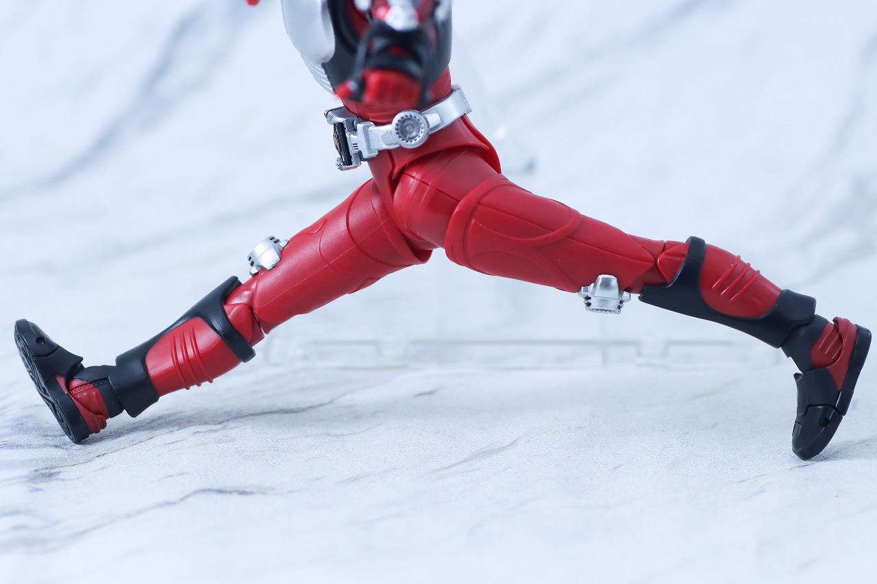 S.H.フィギュアーツ 真骨彫製法　仮面ライダー龍騎　レビュー　可動範囲