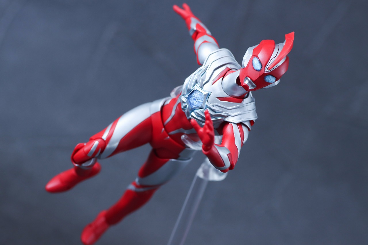 S.H.フィギュアーツ　ウルトラマンオメガ　レビュー　アクション