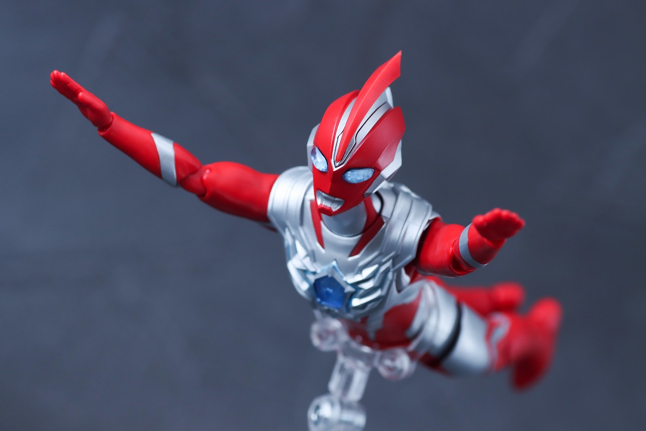 S.H.フィギュアーツ　ウルトラマンオメガ　レビュー　アクション