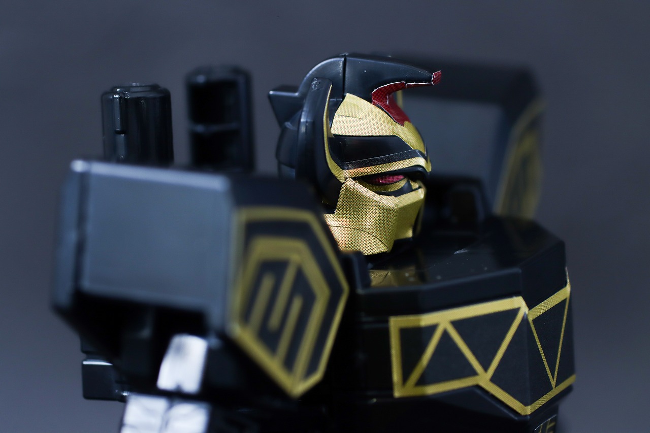 ミニプラ　ブラック大獣神　レビュー　本体