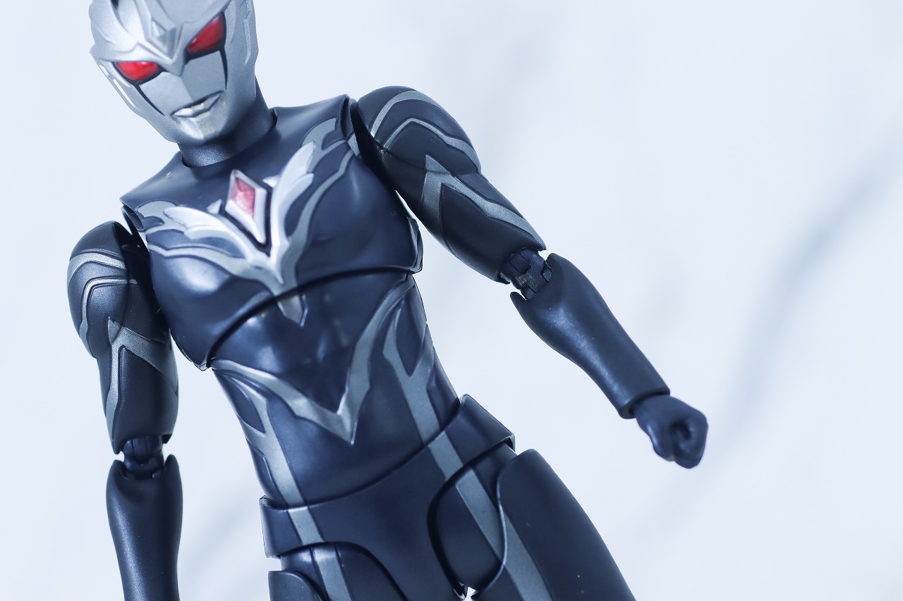 S.H.フィギュアーツ　闇戦士ギルアーク　レビュー　本体