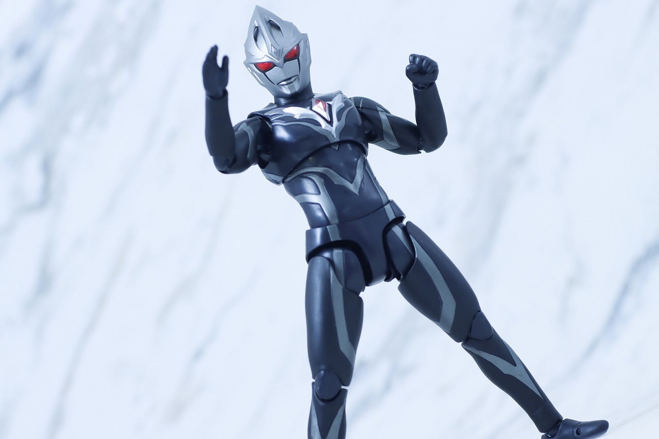 S.H.フィギュアーツ　闇戦士ギルアーク　レビュー　アクション