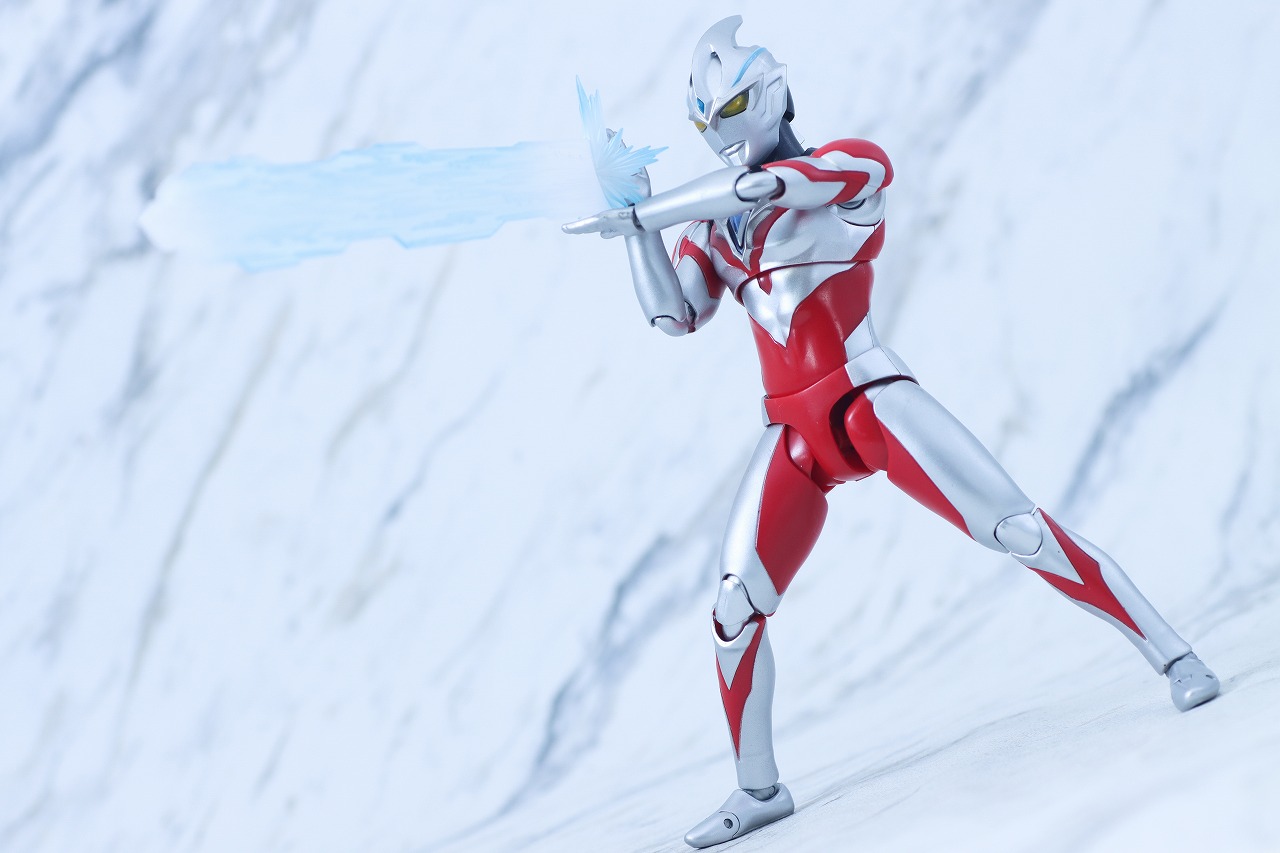 S.H.フィギュアーツ　闇戦士ギルアーク　レビュー　アクション