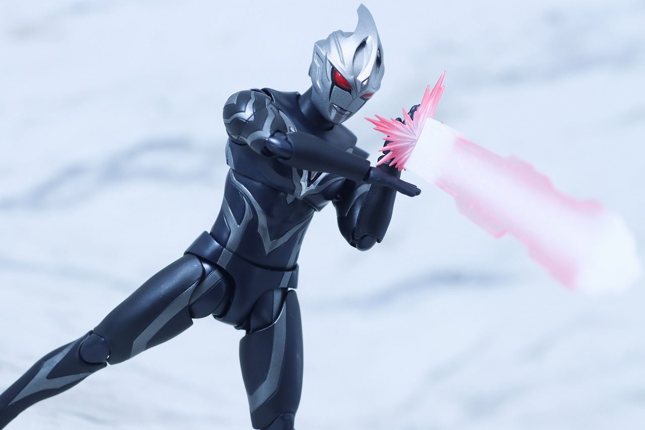 S.H.フィギュアーツ　闇戦士ギルアーク　レビュー　アクション