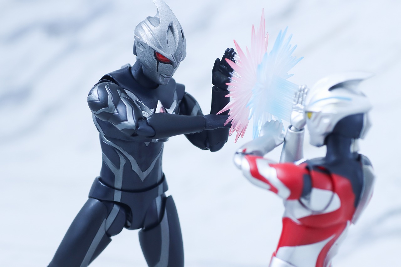 S.H.フィギュアーツ　闇戦士ギルアーク　レビュー　アクション