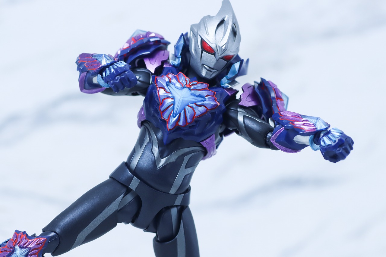 S.H.フィギュアーツ　闇戦士ギルアーク　レビュー　アクション　ギャラクシーアーマー