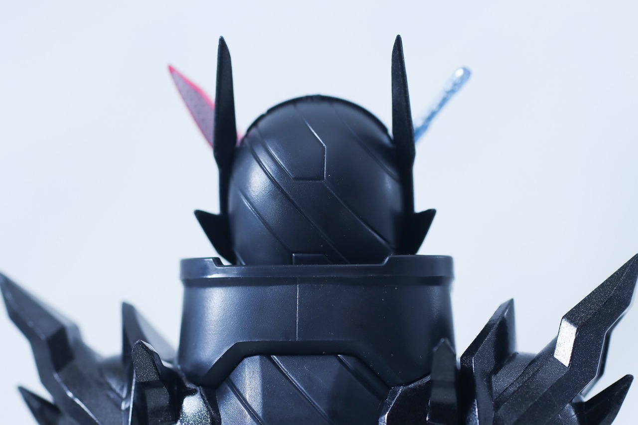 S.H.フィギュアーツ　仮面ライダービルド ラビットタンクハザードフォーム 平成ジェネレーション エディション　レビュー　本体