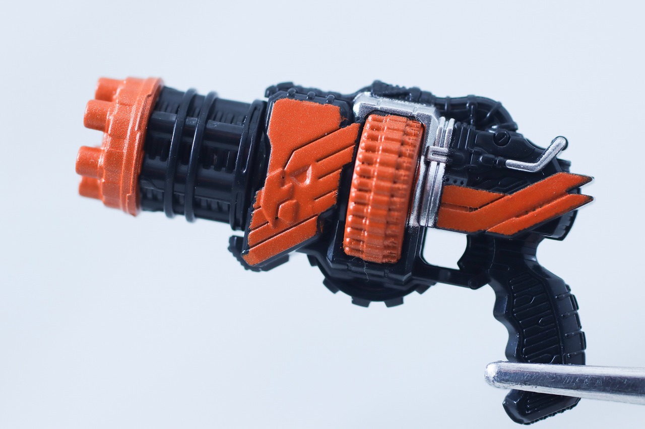 S.H.フィギュアーツ　仮面ライダービルド ラビットタンクハザードフォーム 平成ジェネレーション エディション　レビュー　付属品一覧　ホークガトリンガー