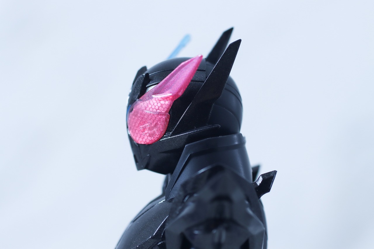 S.H.フィギュアーツ　仮面ライダービルド ラビットタンクハザードフォーム 平成ジェネレーション エディション　レビュー　可動範囲