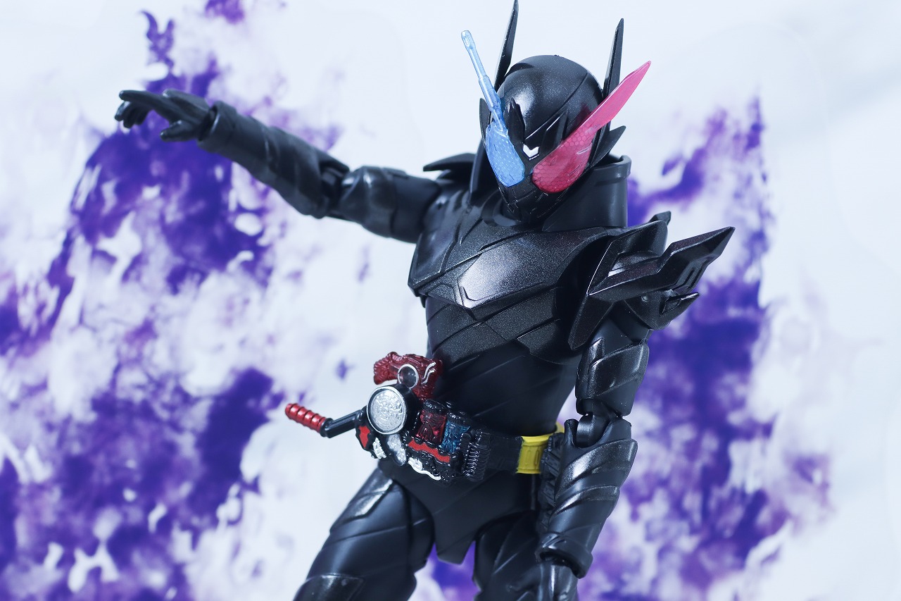 S.H.フィギュアーツ　仮面ライダービルド ラビットタンクハザードフォーム 平成ジェネレーション エディション　レビュー　アクション