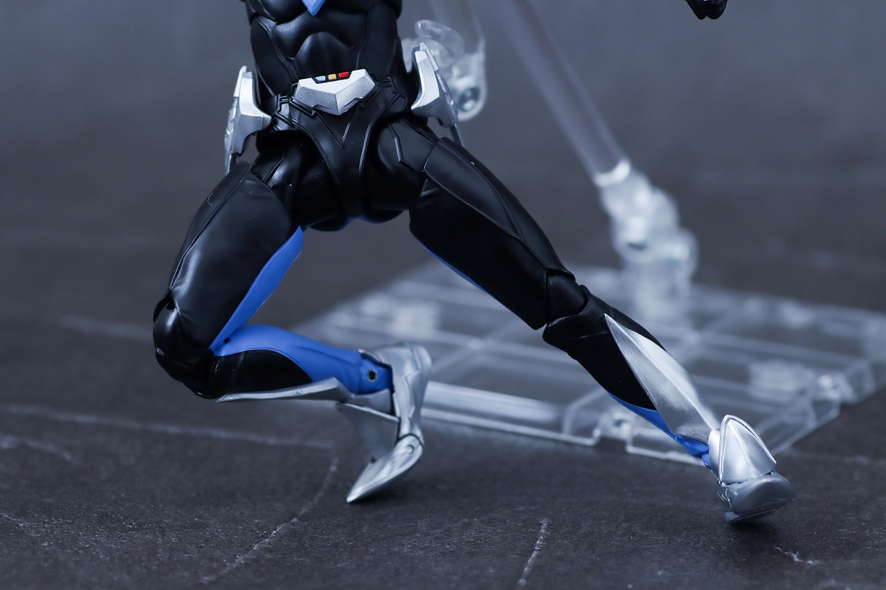 S.H.フィギュアーツ 真骨彫製法　ウイングマン　レビュー　可動範囲