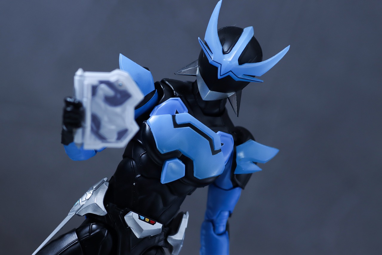 S.H.フィギュアーツ 真骨彫製法　ウイングマン　レビュー　アクション