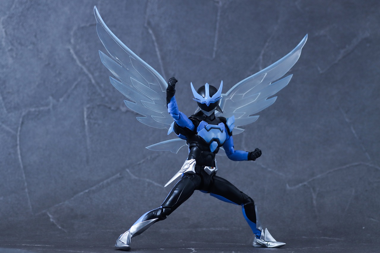 S.H.フィギュアーツ 真骨彫製法　ウイングマン　レビュー　アクション