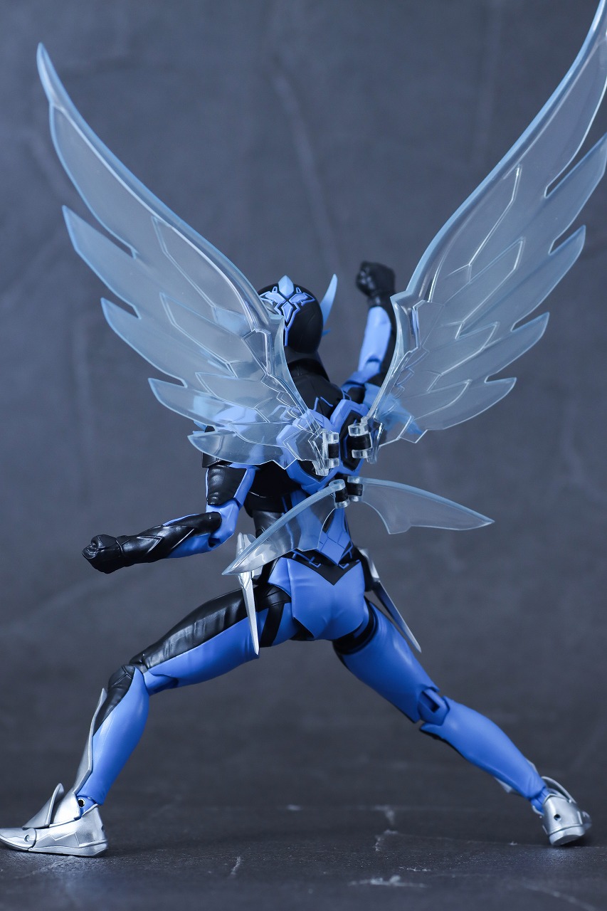 S.H.フィギュアーツ 真骨彫製法　ウイングマン　レビュー　本体